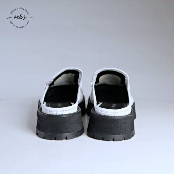 Nasty Gal Leather Chunky Backless Loafers White Gold Women UK 8 EU 41 US 10 - Picture 7 of 15